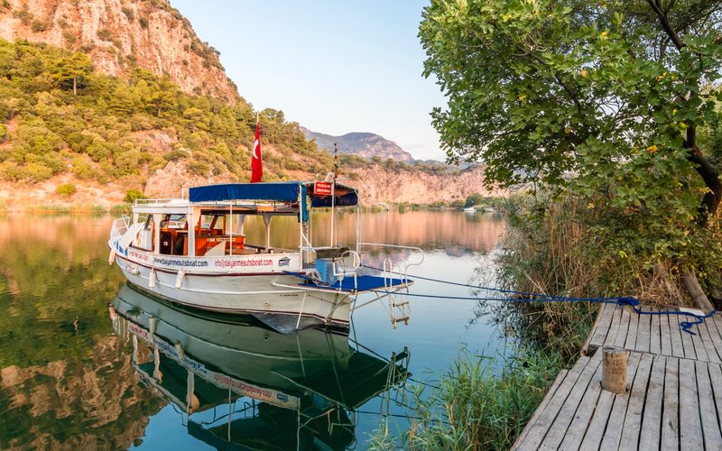 Suluada島：「トルコのモルディブ」をターコイズのボートトリップで発見する旅