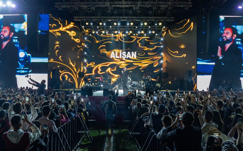 The Land of Legends ナイトショー：星空の下のフェアリーテイル