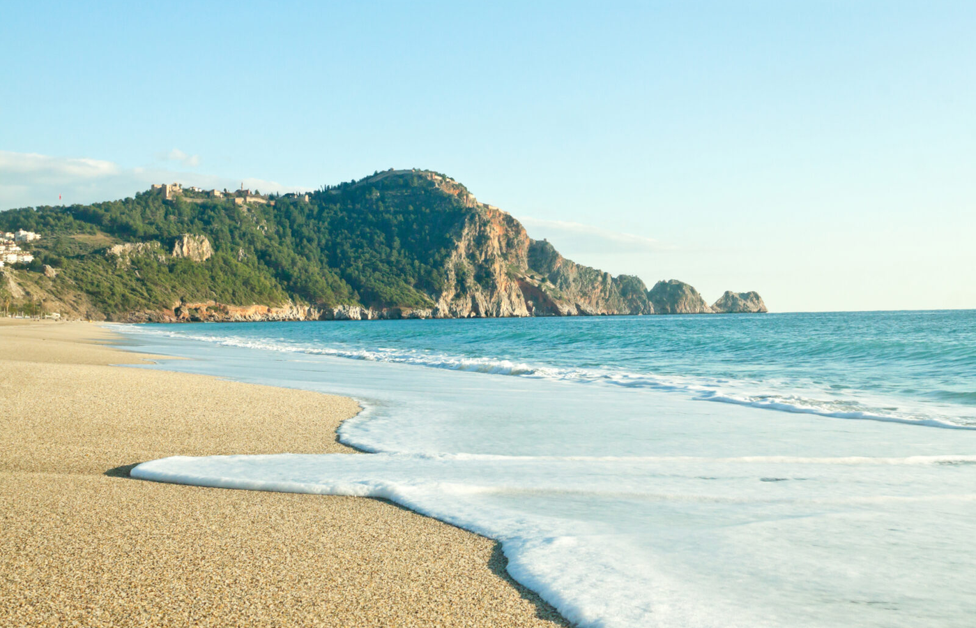 Kemerの隠れた湾を巡るベストな方法