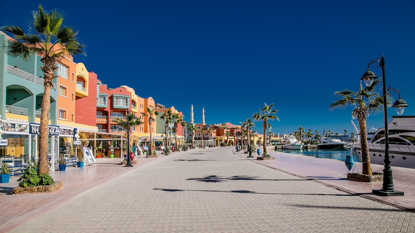 Hurghadaの歩き方：ストレスなく楽しむ紅海リゾートのための究極ローカルガイド